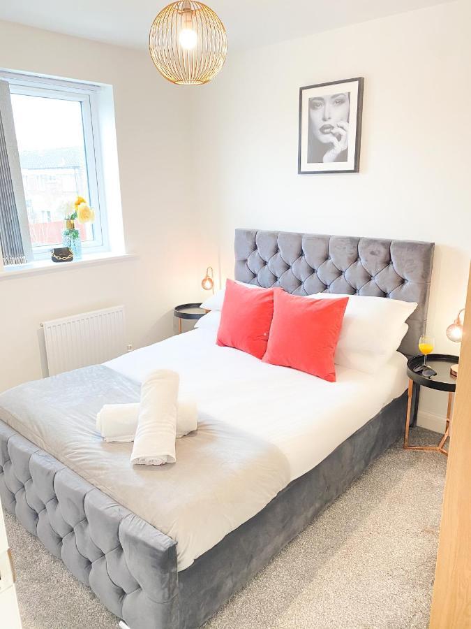 Tudors Esuites 3 Bed House Garden & Netflix Birmingham Exteriér fotografie